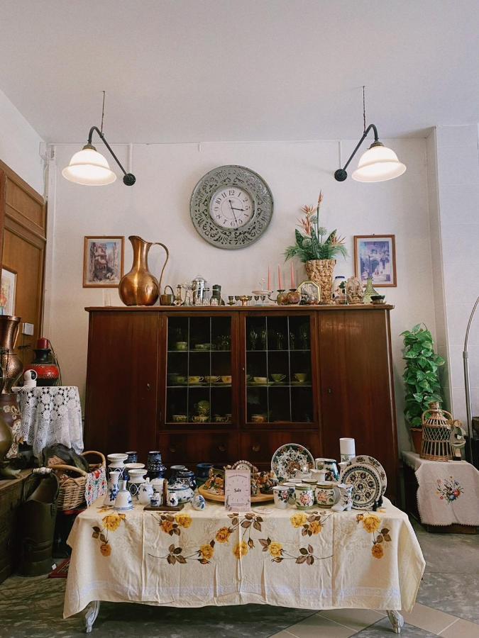 Manee Guesthouse And Record บ้านมานี Csiangmaj Kültér fotó