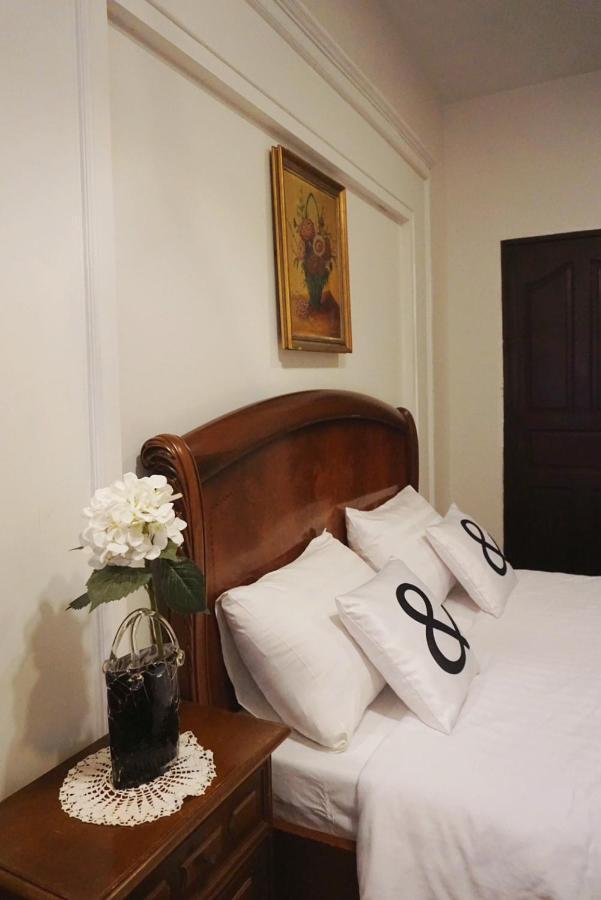 Manee Guesthouse And Record บ้านมานี Csiangmaj Kültér fotó