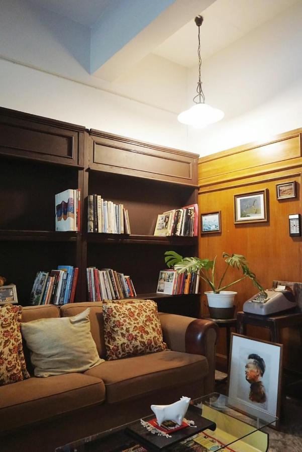 Manee Guesthouse And Record บ้านมานี Csiangmaj Kültér fotó