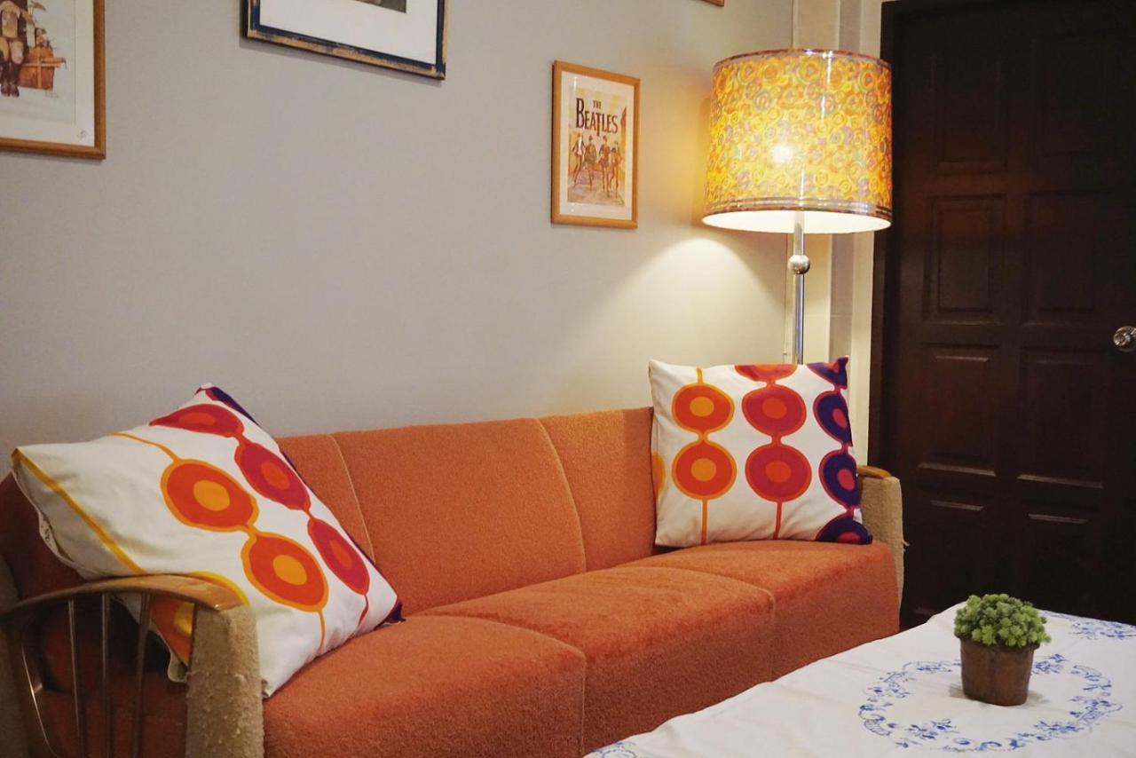 Manee Guesthouse And Record บ้านมานี Csiangmaj Kültér fotó
