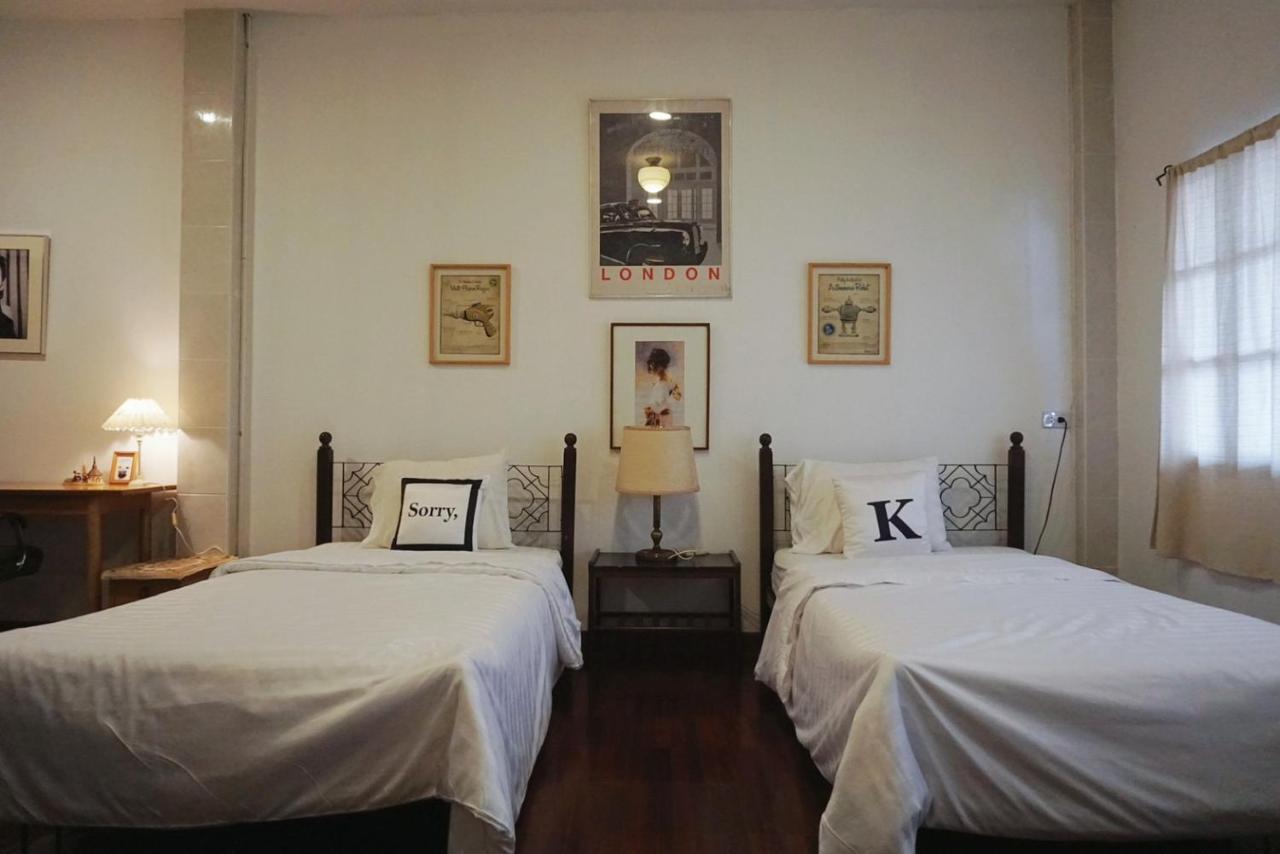 Manee Guesthouse And Record บ้านมานี Csiangmaj Kültér fotó